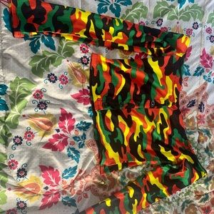 Off the shoulder shirt Super Cute!!🫶🏻🎉🤍